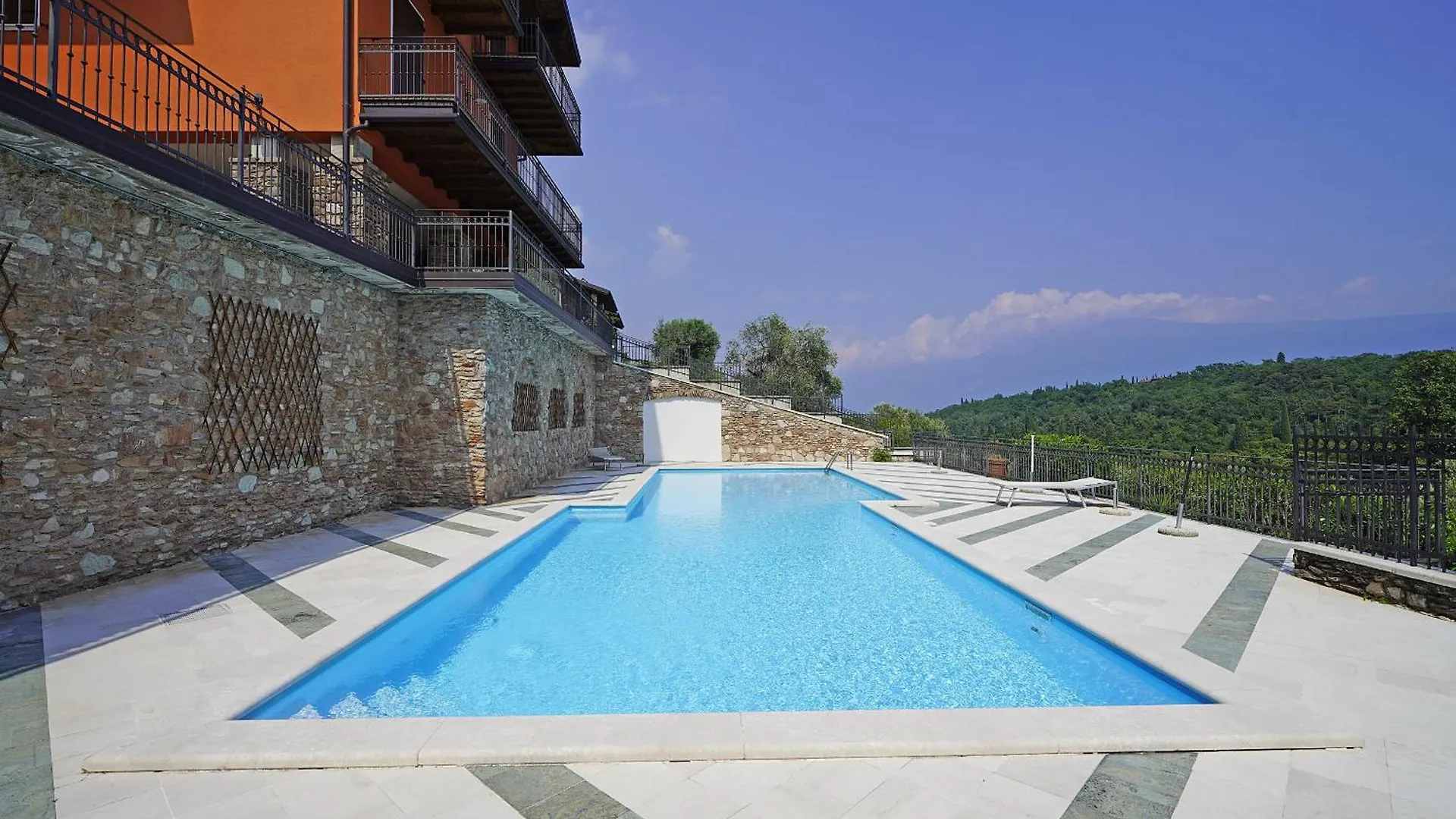 Residence Albatros By Wonderful Italy location