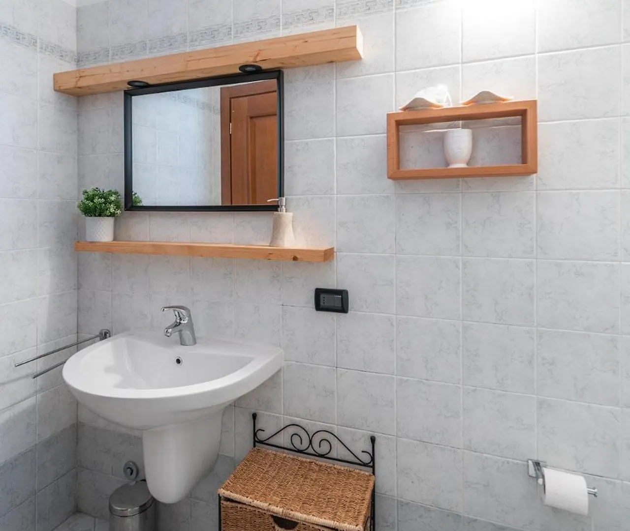 Residence Albatros By Wonderful Italy Toscolano Maderno